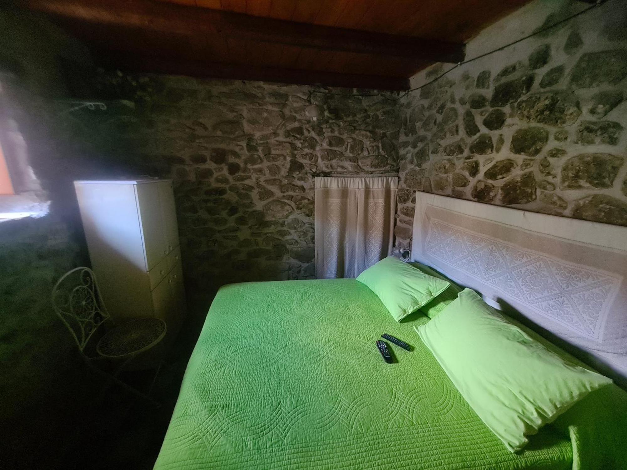 Вілла Casa Di Pietra Usellus Екстер'єр фото