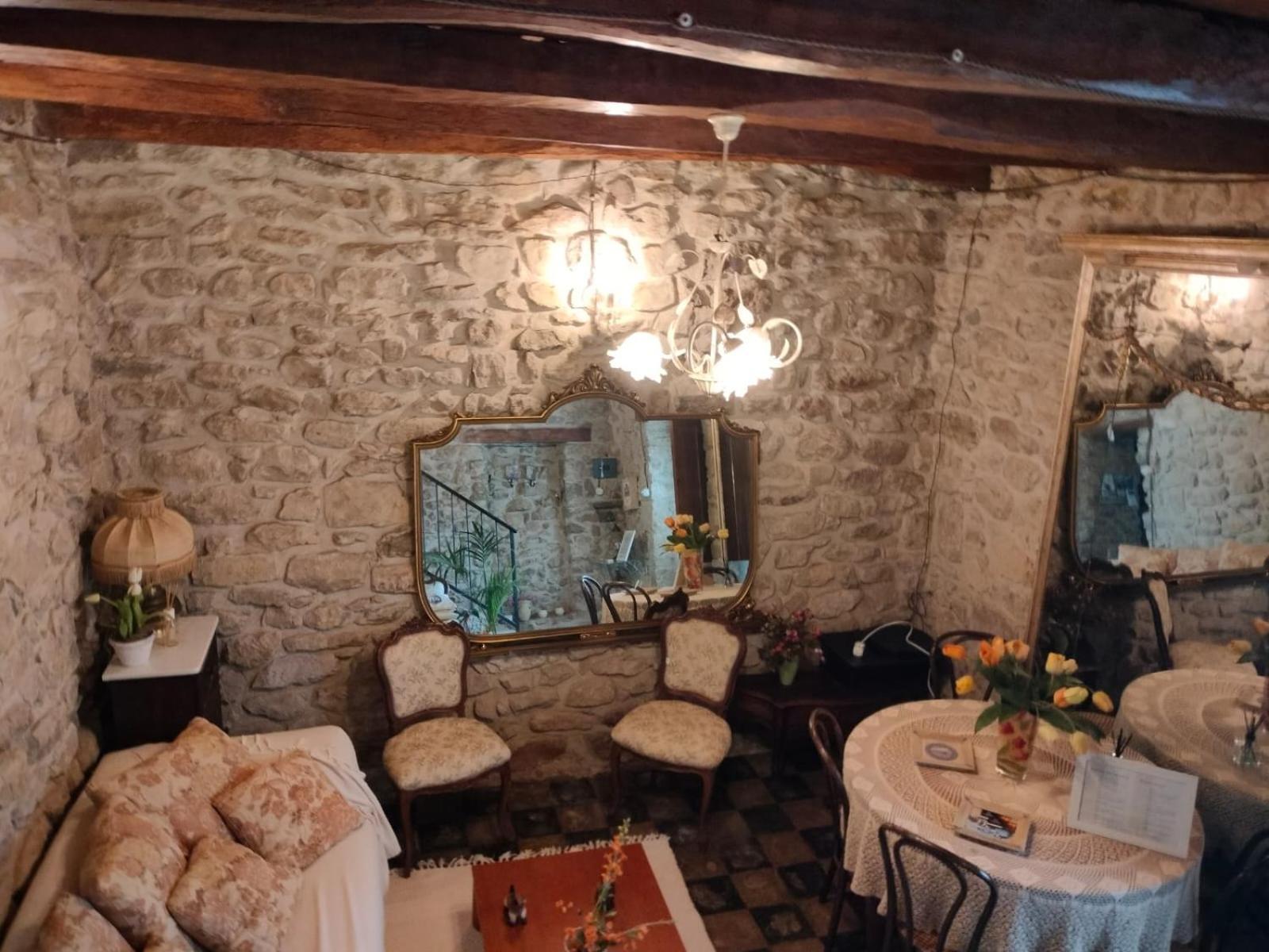 Вілла Casa Di Pietra Usellus Екстер'єр фото